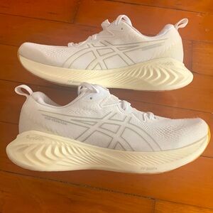 Women's Asics Gel Cumulus 25